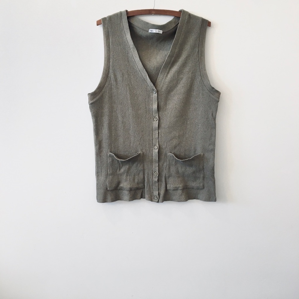 Zara Sleeveless Cardigan Vest